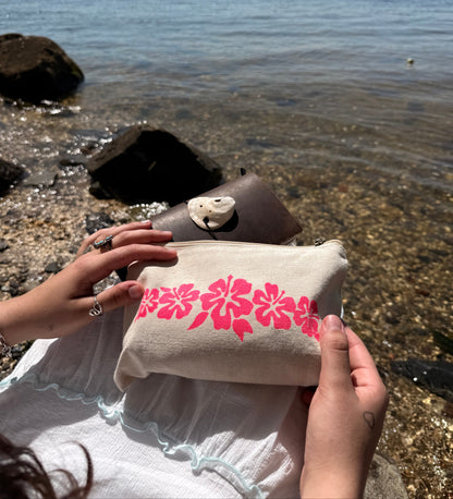 Lucky flower pouch